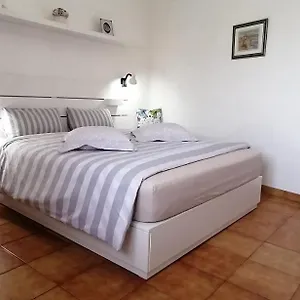 Habitación en casa particular Geranios N.25